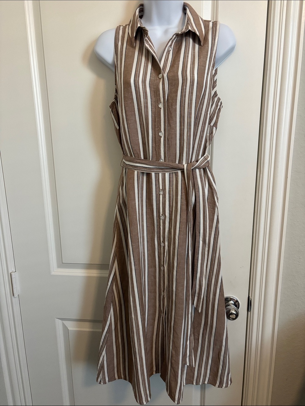 Ann Taylor Sleeveless Brown Striped Button-Front Shirt Dress Size 6 (#12D)